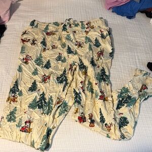Disney Cream Pajama Bottoms with Holiday Print
